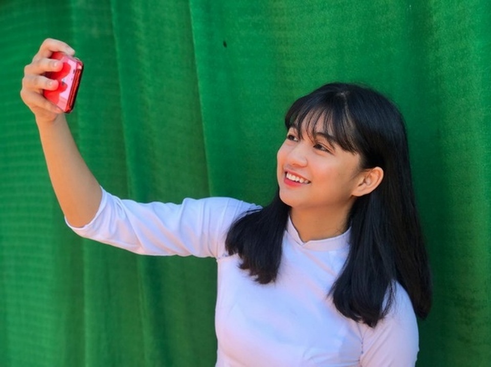 10X Bình Thuận cười xinh như nắng tỏa, sở hữu giọng hát cực ngọt - 3