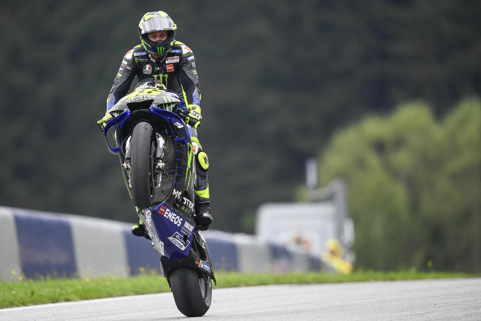 Chặng 11 MotoGP 2019: Dovizioso có chiến thắng nghẹt thở trước Marquez - 12 Chặng 11 MotoGP 2019: Dovizioso có chiến thắng nghẹt thở trước Marquez - 12