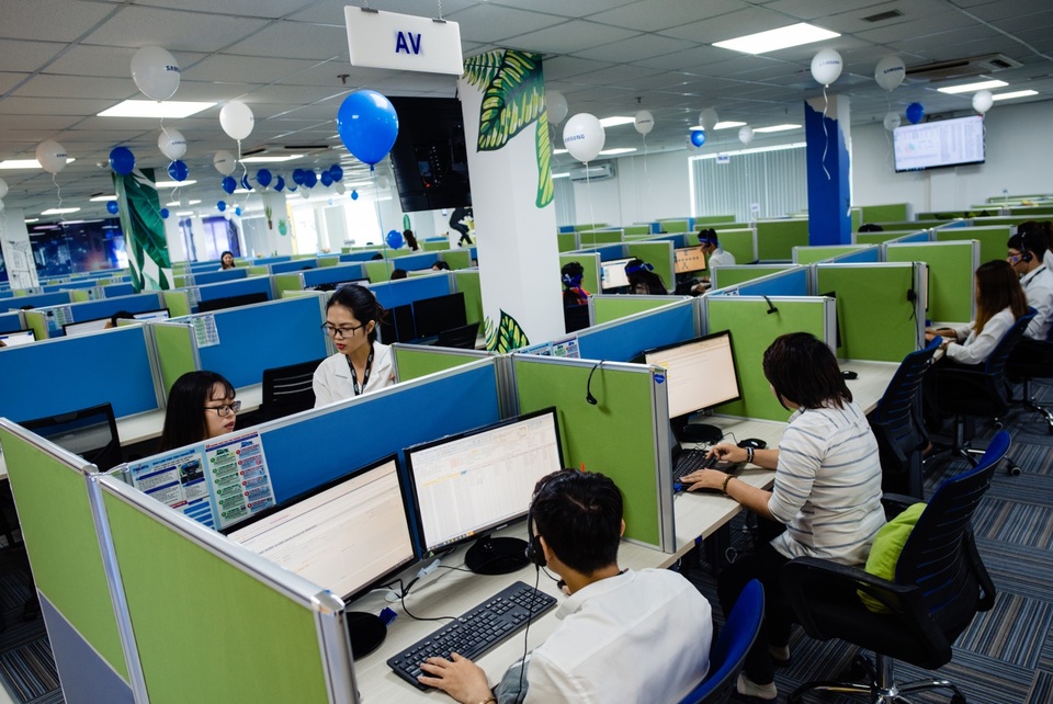 Samsung hoàn thiện hệ sinh thái chăm sóc khách hàng với tổng đài hỗ trợ 24/7 - 4 Samsung hoàn thiện hệ sinh thái chăm sóc khách hàng với tổng đài hỗ trợ 24/7 - 4