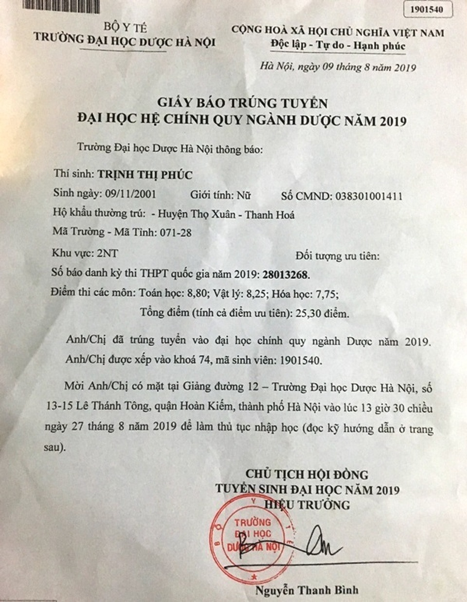 “Cô bé lọ lem” khóc nức nở trước cánh cửa giảng đường Đại học Dược! - 8 “Cô bé lọ lem” khóc nức nở trước cánh cửa giảng đường Đại học Dược! - 8