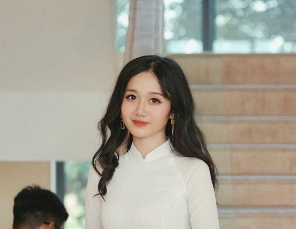 Nữ sinh Lào Cai xinh đẹp, được ví như “thiên thần ảnh thẻ” - 3