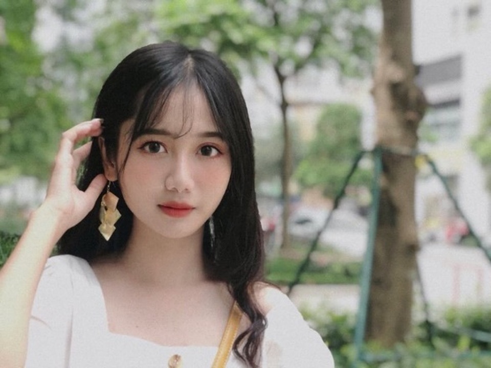 Nữ sinh Lào Cai xinh đẹp, được ví như “thiên thần ảnh thẻ” - 8