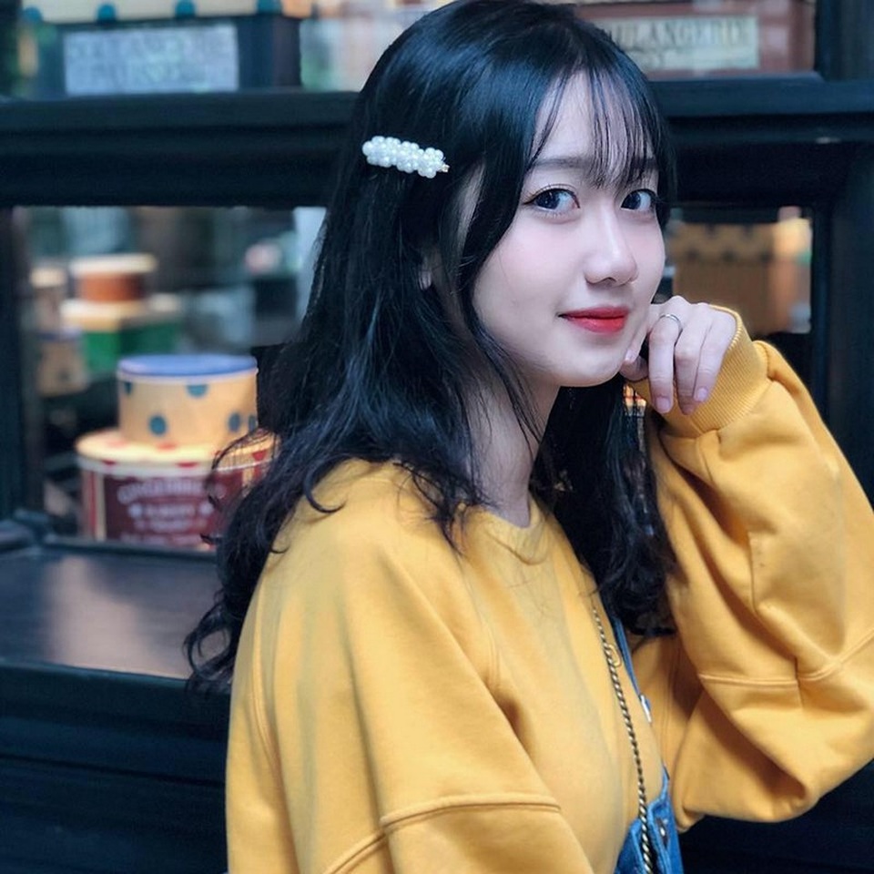 Nữ sinh Lào Cai xinh đẹp, được ví như “thiên thần ảnh thẻ” - 6