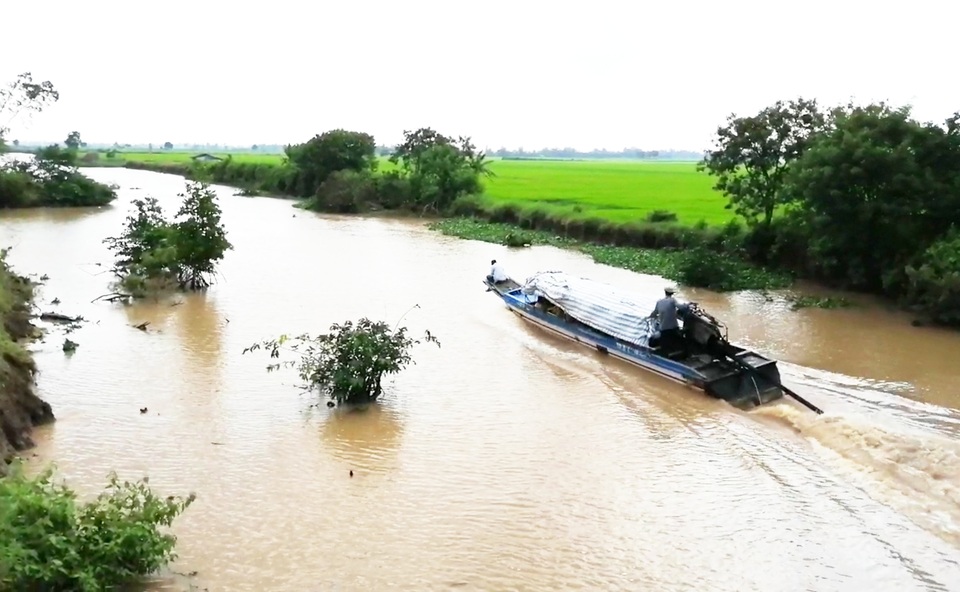 Sạt lở ở Bạc Liêu: “Tan nát” bờ kênh quê! - 27 Sạt lở ở Bạc Liêu: “Tan nát” bờ kênh quê! - 27