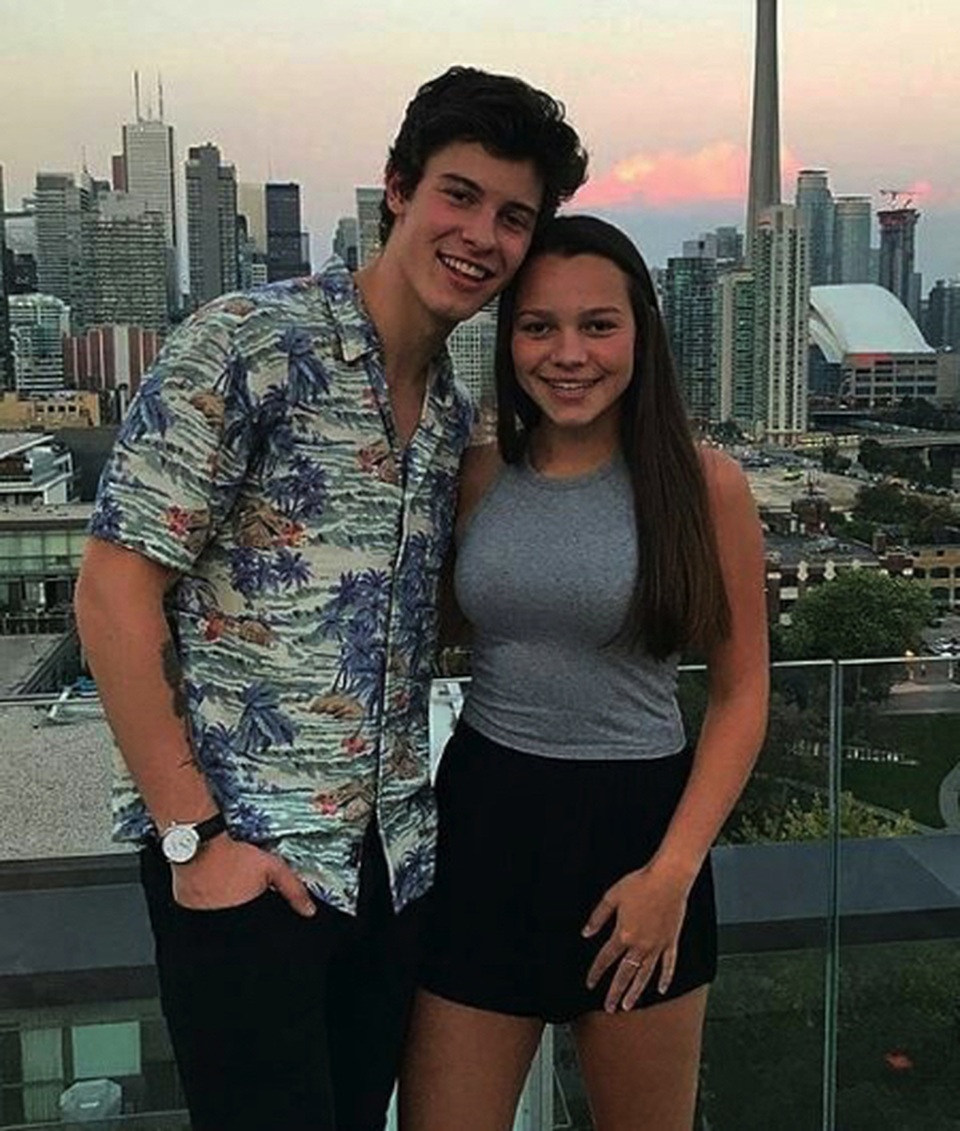 Shawn Mendes và những bật mí “đốn tim” người hâm mộ - 4 Shawn Mendes và những bật mí “đốn tim” người hâm mộ - 4