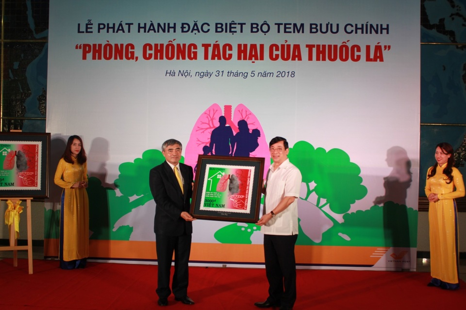 Triển khai nhiều mô hình, sáng kiến nhằm giảm tỷ lệ hút thuốc lá ở Việt Nam - 3 Triển khai nhiều mô hình, sáng kiến nhằm giảm tỷ lệ hút thuốc lá ở Việt Nam - 3