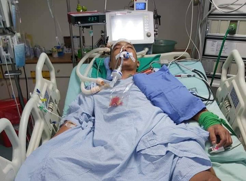 Mẹ già cạn nước mắt ngày ngày dõi tin con điều trị đột quỵ ở xứ Đài - 3