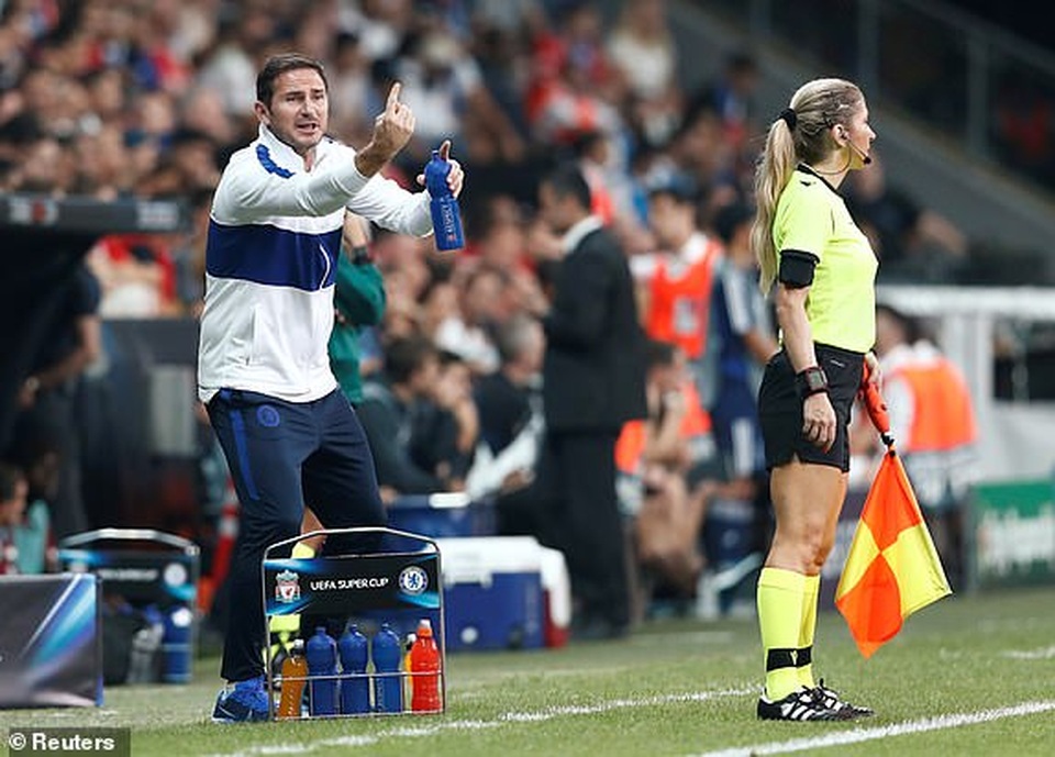 Vượt qua Chelsea ở loạt sút luân lưu, Liverpool giành Siêu cúp châu Âu - 12 Vượt qua Chelsea ở loạt sút luân lưu, Liverpool giành Siêu cúp châu Âu - 12