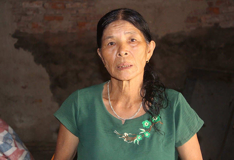 Mẹ già cạn nước mắt ngày ngày dõi tin con điều trị đột quỵ ở xứ Đài - 2