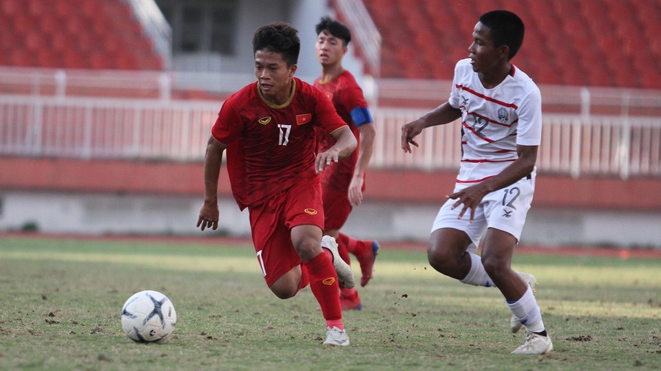 Hạ gục hai “ông kẹ”, U18 Campuchia được ví như… Vua Đông Nam Á - 1 Hạ gục hai “ông kẹ”, U18 Campuchia được ví như… Vua Đông Nam Á - 1