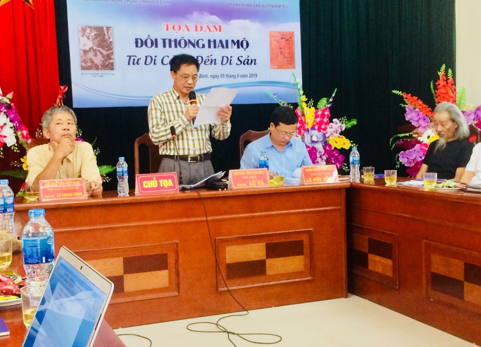 Bất ngờ về “Đồi thông hai mộ” - 1 Bất ngờ về “Đồi thông hai mộ” - 1
