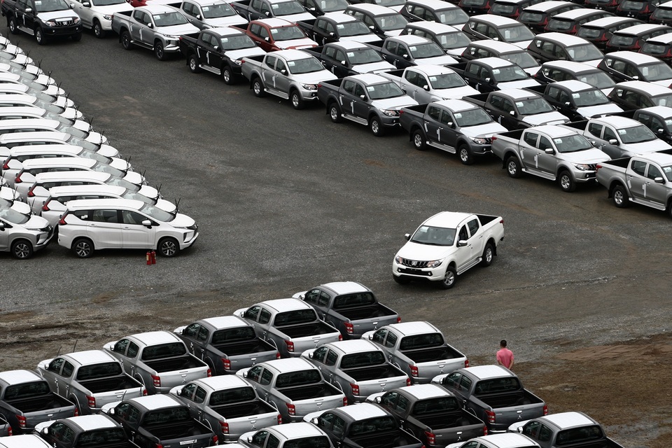 Xe vẫn nhập, giá vẫn cao và người dùng vẫn đợi - 2 Xe vẫn nhập, giá vẫn cao và người dùng vẫn đợi - 2