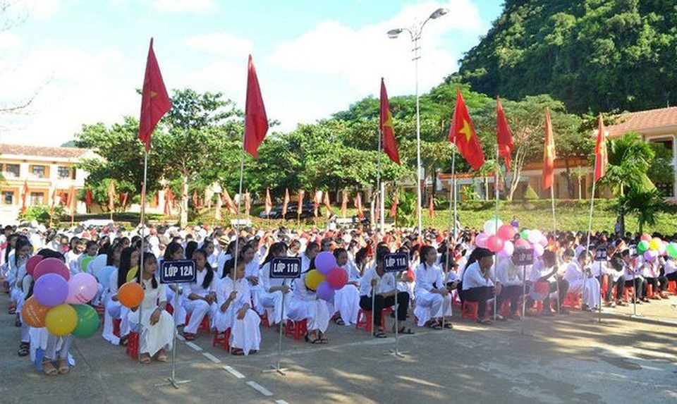 Quảng Bình chấn chỉnh lạm thu trường học, sẽ xử nghiêm nếu phát hiện - 1 Quảng Bình chấn chỉnh lạm thu trường học, sẽ xử nghiêm nếu phát hiện - 1