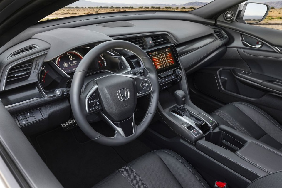 Honda Civic hatchback 2020 khởi điểm từ 21.600 USD - 3 Honda Civic hatchback 2020 khởi điểm từ 21.600 USD - 3