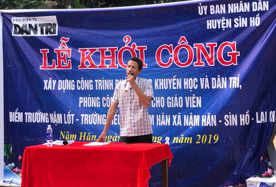 Báo Dân trí vượt hàng trăm cây số xây phòng học tặng các em học sinh dân tộc Dao - 4 Báo Dân trí vượt hàng trăm cây số xây phòng học tặng các em học sinh dân tộc Dao - 4