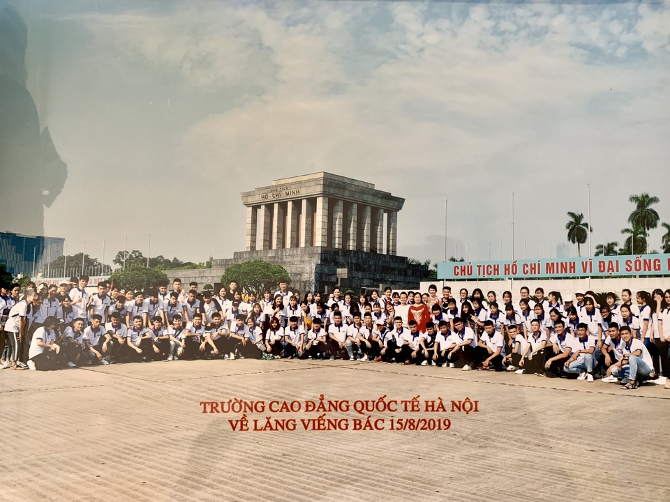 Sinh viên Trường Cao đẳng Quốc tế Hà Nội tự tin bước vào năm học mới - 1 Sinh viên Trường Cao đẳng Quốc tế Hà Nội tự tin bước vào năm học mới - 1