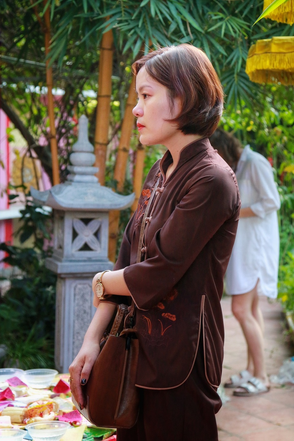 Người Hà Nội đi tảo mộ thú cưng, khóc nức nở trước di ảnh vật nuôi - 10 Người Hà Nội đi tảo mộ thú cưng, khóc nức nở trước di ảnh vật nuôi - 10