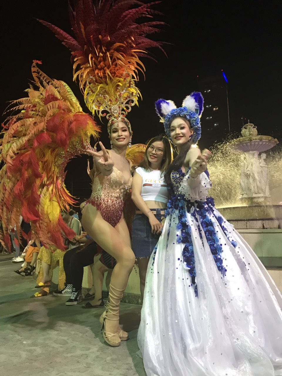 Dịu dàng và nổi loạn ở thành phố ma quỷ - 14