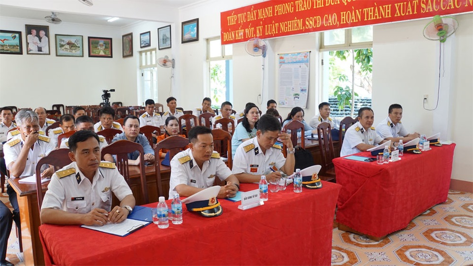 Nhiệm vụ của chúng tôi là bảo vệ vững chắc chủ quyền Quần đảo Trường Sa - 2 Nhiệm vụ của chúng tôi là bảo vệ vững chắc chủ quyền Quần đảo Trường Sa - 2