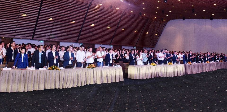 Hơn 1.500 nhân viên kinh doanh tham dự Lễ ra quân và đào tạo dự án Nhơn Hội New City - 1 Hơn 1.500 nhân viên kinh doanh tham dự Lễ ra quân và đào tạo dự án Nhơn Hội New City - 1