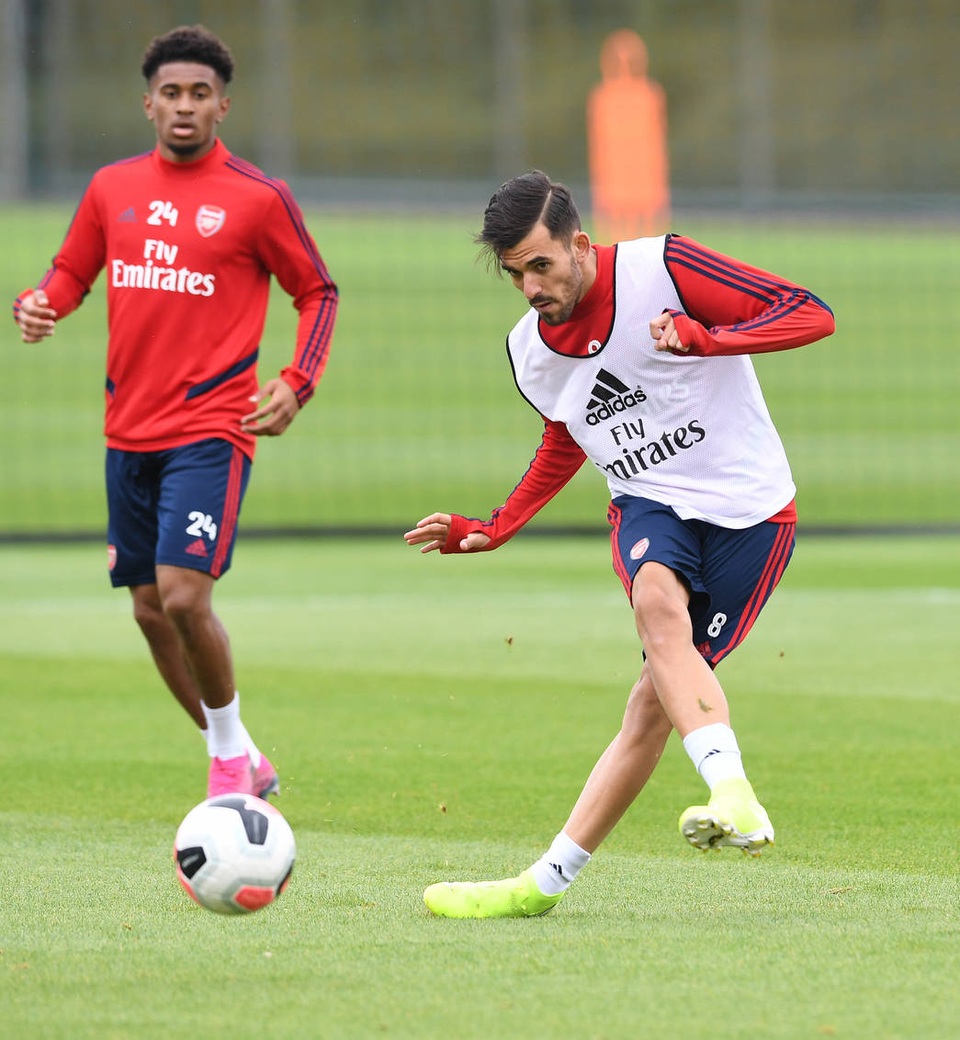 Ozil, Kolasinac trở lại sẵn sàng sát cánh cùng Arsenal - 3