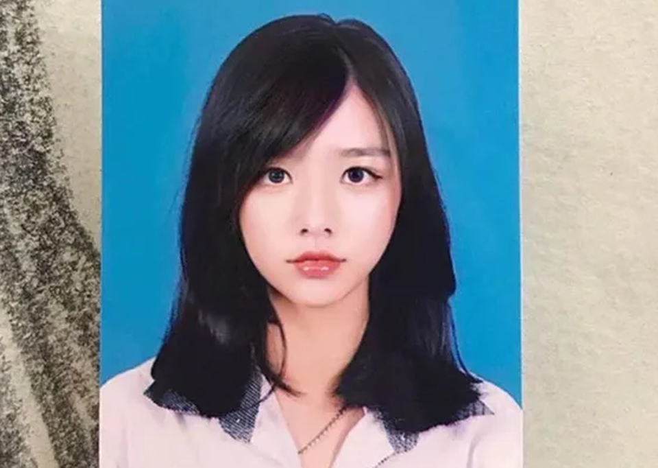 Vừa là tân sinh viên, hot girl Quảng Bình đã thành tâm điểm chú ý - 3 Vừa là tân sinh viên, hot girl Quảng Bình đã thành tâm điểm chú ý - 3