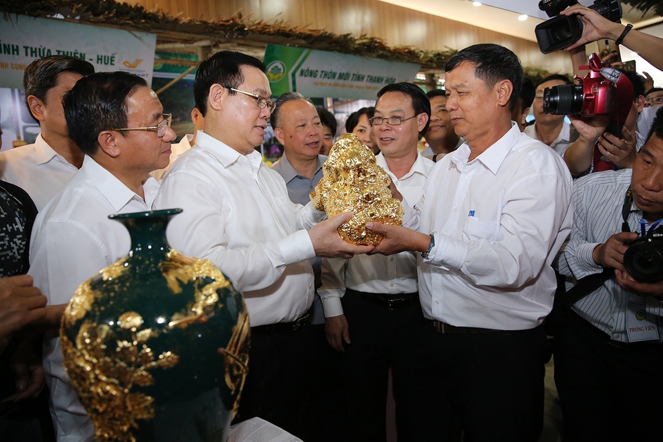 Phó Thủ tướng: Không chủ quan trong xây dựng nông thôn mới - 1 Phó Thủ tướng: Không chủ quan trong xây dựng nông thôn mới - 1