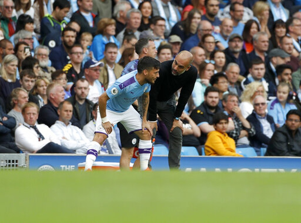 Man City 2-2 Tottenham: VAR lại gieo sầu cho Man City - 16 Man City 2-2 Tottenham: VAR lại gieo sầu cho Man City - 16