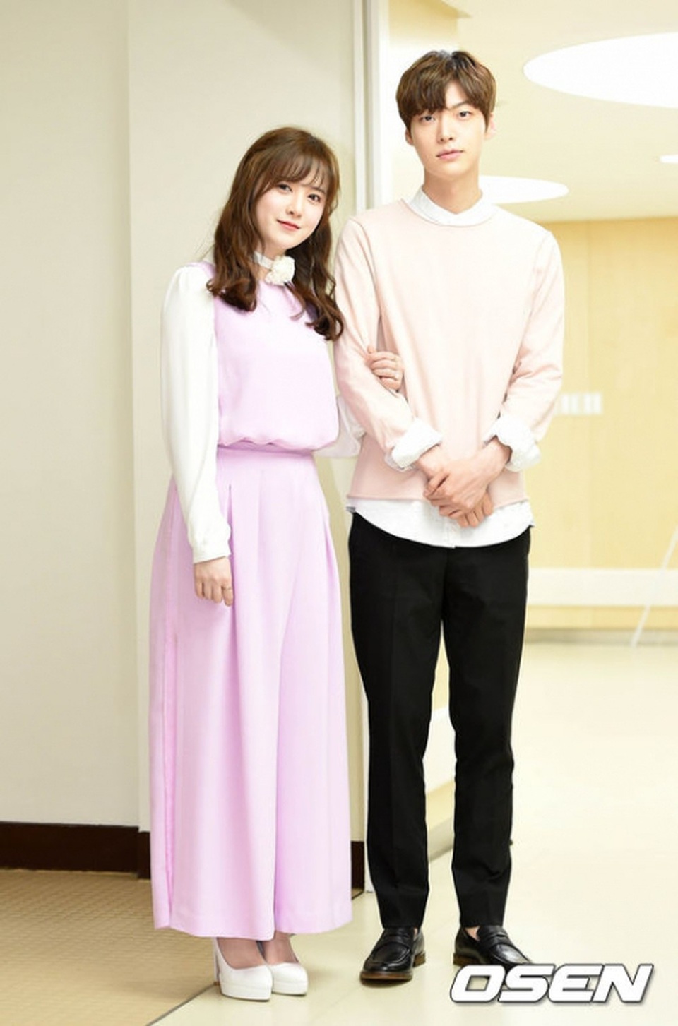 Công ty nói gì trước tin đồn Ahn Jae Hyun ngoại tình, phản bội Goo Hye Sun? - 1 Công ty nói gì trước tin đồn Ahn Jae Hyun ngoại tình, phản bội Goo Hye Sun? - 1