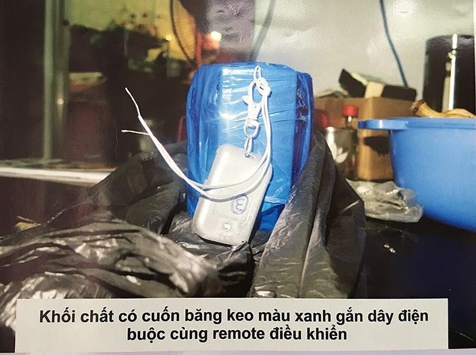 Hành trình nghẹt thở bắt nhóm khủng bố gây ra vụ nổ ở Tân Bình - 5 Hành trình nghẹt thở bắt nhóm khủng bố gây ra vụ nổ ở Tân Bình - 5