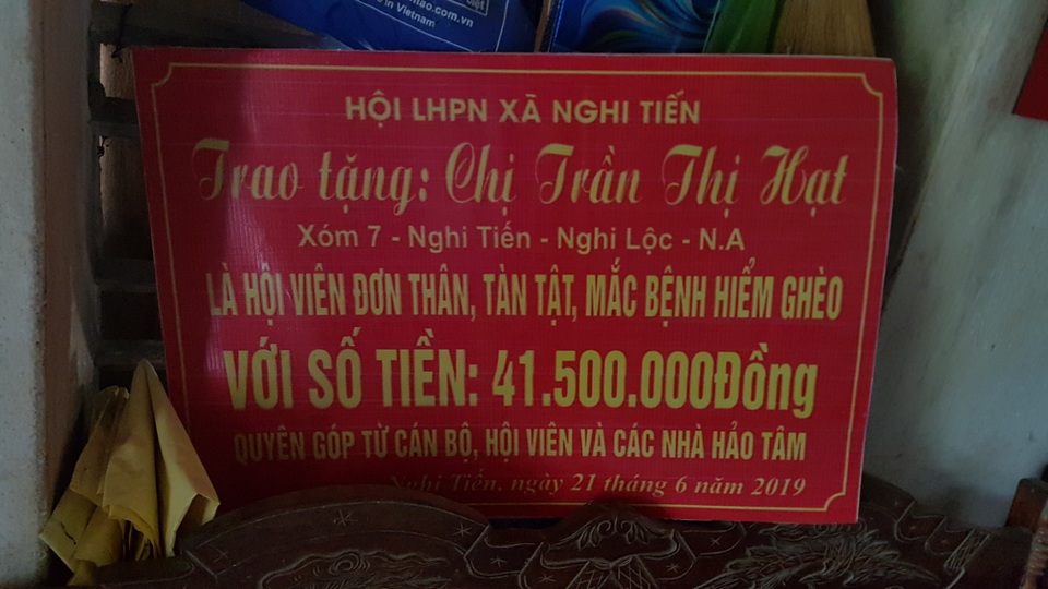 Nước mắt rơi đẫm trên giấy báo nhập học của nữ sinh nghèo xứ Nghệ - 10 Nước mắt rơi đẫm trên giấy báo nhập học của nữ sinh nghèo xứ Nghệ - 10