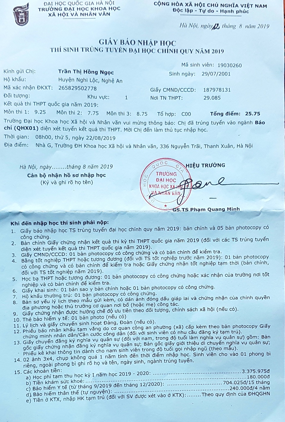 Nước mắt rơi đẫm trên giấy báo nhập học của nữ sinh nghèo xứ Nghệ - 13 Nước mắt rơi đẫm trên giấy báo nhập học của nữ sinh nghèo xứ Nghệ - 13