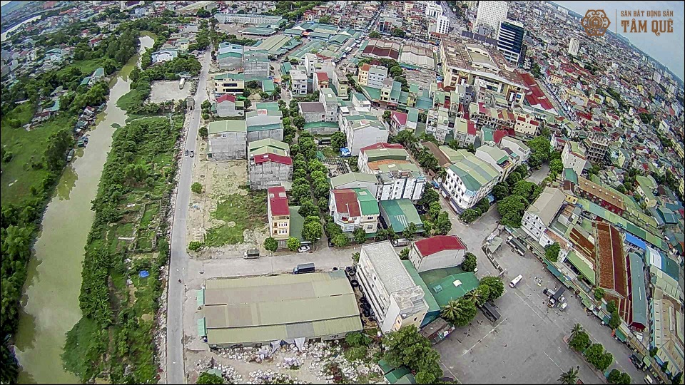 Đất chợ Vinh “nóng” với quy hoạch các dự án trọng điểm trăm ngàn tỷ - 2 Đất chợ Vinh “nóng” với quy hoạch các dự án trọng điểm trăm ngàn tỷ - 2