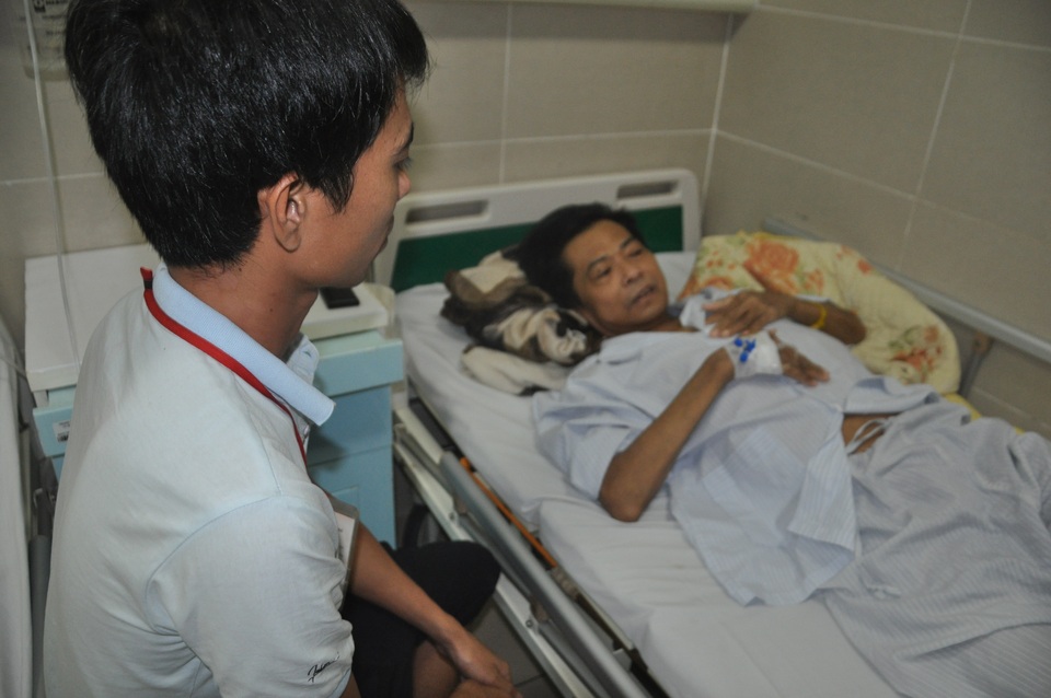 Gom mấy vụ lúa đưa chồng ra Hà Nội mổ mắt, vợ chết thảm trên chuyến xe định mệnh! - 9 Gom mấy vụ lúa đưa chồng ra Hà Nội mổ mắt, vợ chết thảm trên chuyến xe định mệnh! - 9