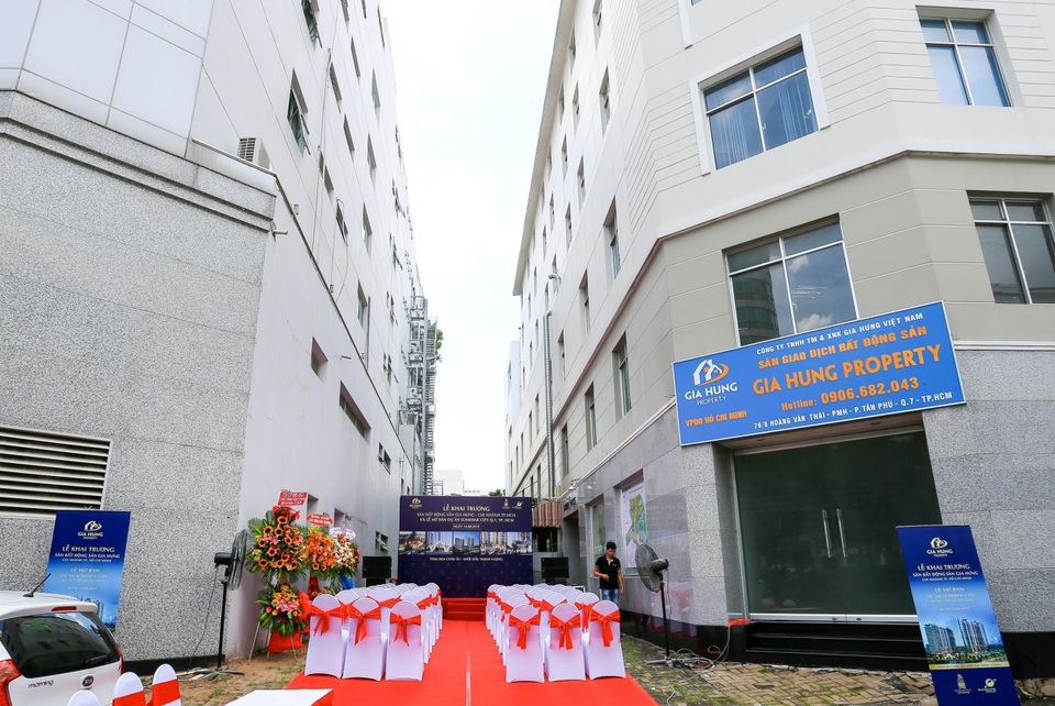 Gia Hưng tiếp nối thành công khai trương sàn BĐS Gia Hưng chi nhánh TP. HCM - 2 Gia Hưng tiếp nối thành công khai trương sàn BĐS Gia Hưng chi nhánh TP. HCM - 2