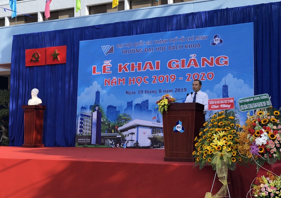 Lễ khai giảng sớm của hơn 5.000 tân sinh viên ĐH Bách khoa TPHCM - 3