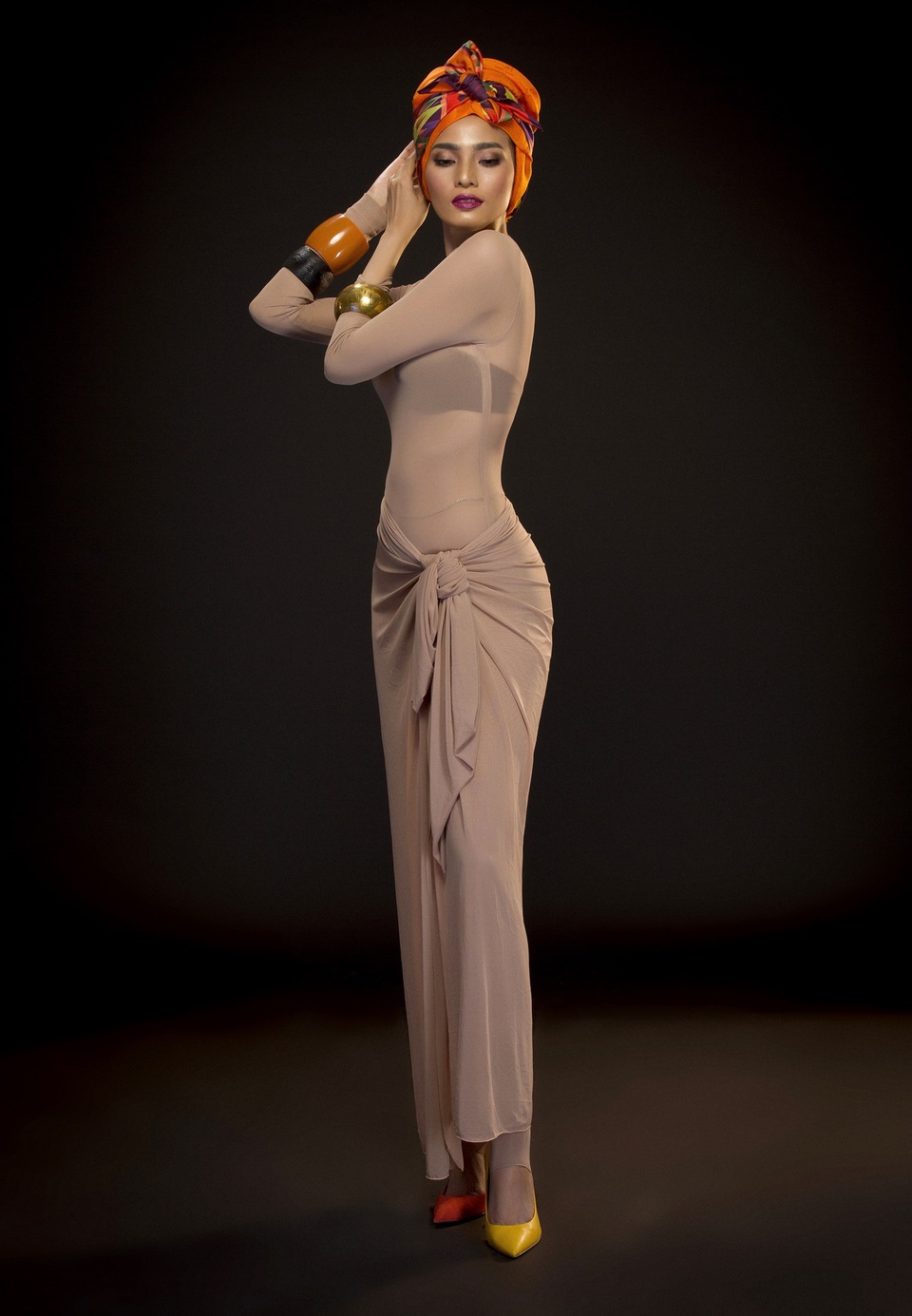 Trương Thị May từ chối đại gia nhưng “đổ gục” dàn “nam thần” vì lí do đặc biệt - 11 Trương Thị May từ chối đại gia nhưng “đổ gục” dàn “nam thần” vì lí do đặc biệt - 11