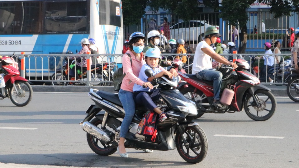 Sáng nay, 1,4 triệu học sinh TPHCM chính thức tựu trường - 1 Sáng nay, 1,4 triệu học sinh TPHCM chính thức tựu trường - 1