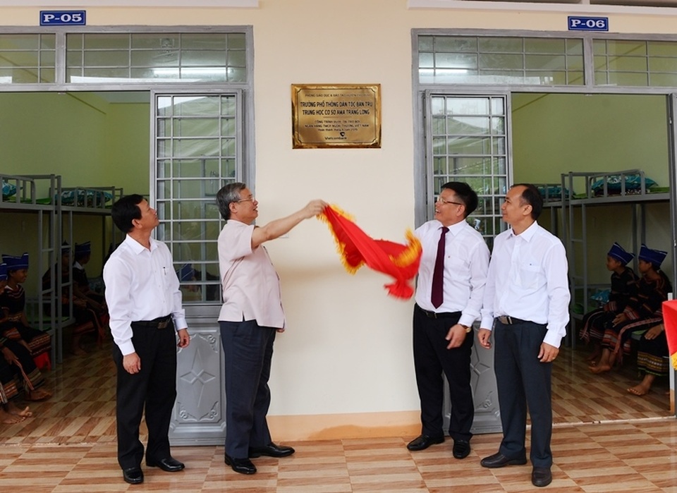 Vietcombank tài trợ 4,2 tỷ đồng xây Nhà ở bán trú và Nhà ăn cho Trường PTDT nội trú A ma Trang Lơng tại tỉnh Gia Lai - 3 Vietcombank tài trợ 4,2 tỷ đồng xây Nhà ở bán trú và Nhà ăn cho Trường PTDT nội trú A ma Trang Lơng tại tỉnh Gia Lai - 3