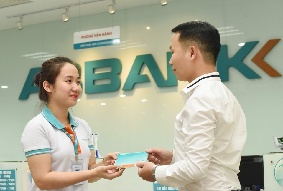 ABBANK tăng lãi suất tiền gửi lên 8,5%/năm - 2 ABBANK tăng lãi suất tiền gửi lên 8,5%/năm - 2
