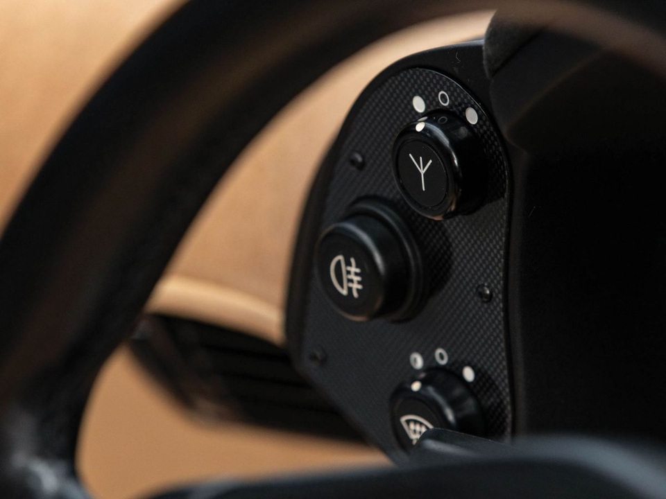 Gần 20 triệu USD cho một chiếc McLaren đời 1994 - Vì sao? - 29 Gần 20 triệu USD cho một chiếc McLaren đời 1994 - Vì sao? - 29