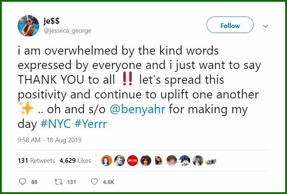 Người phụ nữ tự tin chụp ảnh “tự sướng” trên tàu điện ngầm đông đúc - 3