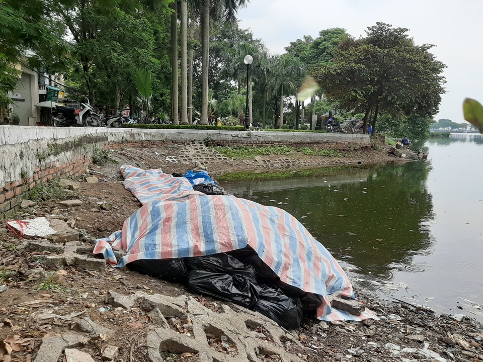 Ca chet o ho truc bach ha noi Ca chet o ho truc bach ha noi