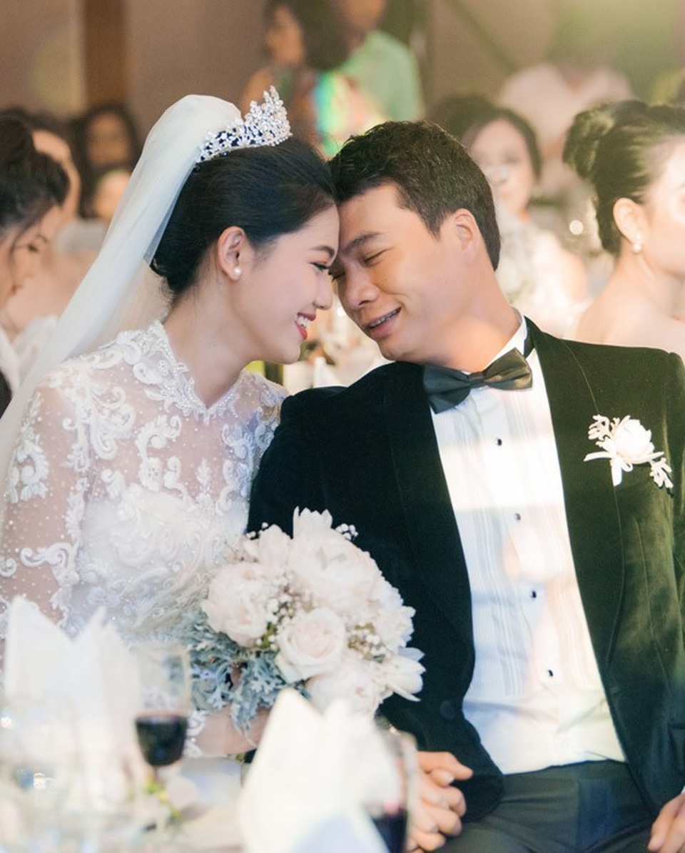 Cuộc sống Á hậu Thanh Tú thay đổi thế nào kể từ sau khi kết hôn với đại gia? - 2 Cuộc sống Á hậu Thanh Tú thay đổi thế nào kể từ sau khi kết hôn với đại gia? - 2