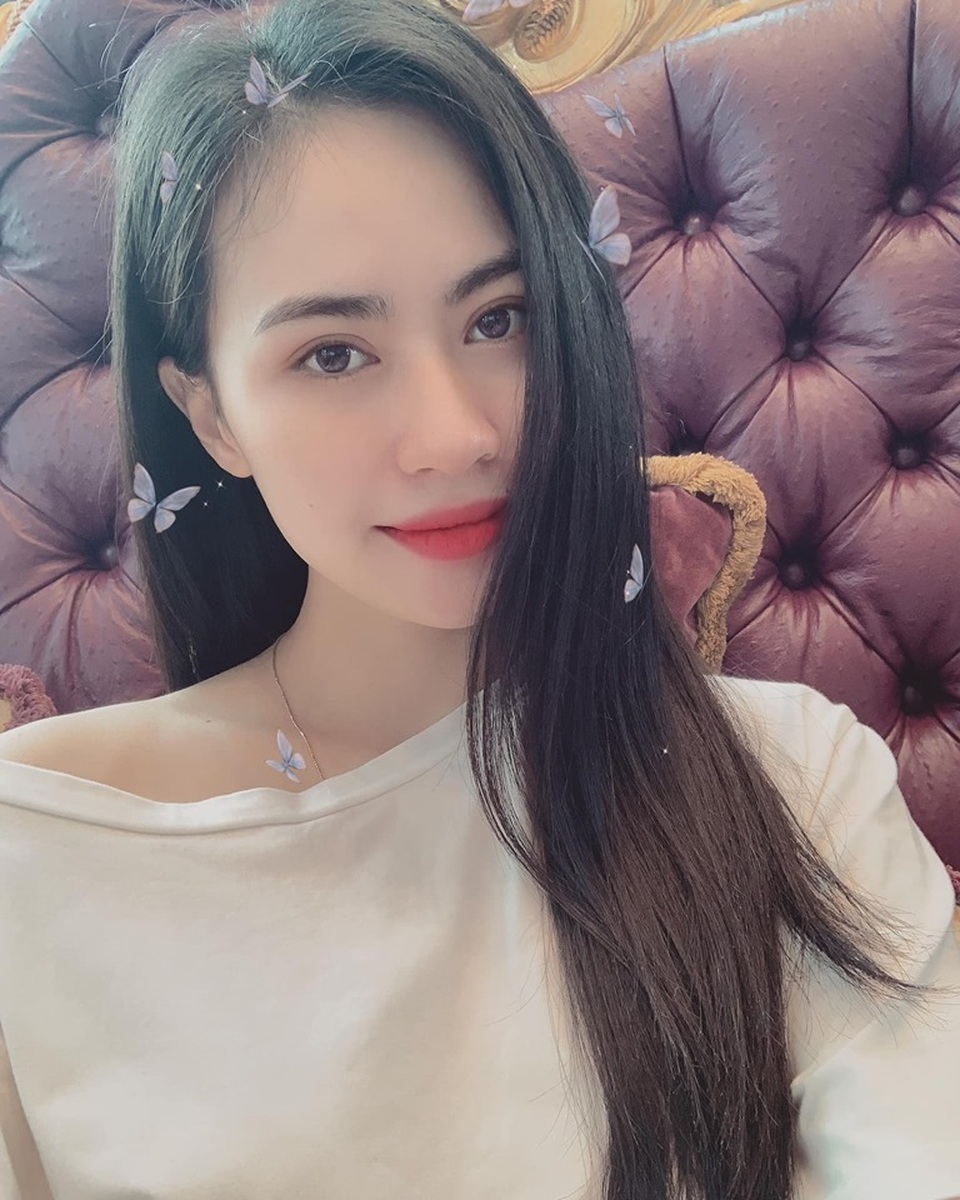 Bạn gái tin đồn lên tiếng về chuyện tình cảm với Quang Hải - 2 Bạn gái tin đồn lên tiếng về chuyện tình cảm với Quang Hải - 2