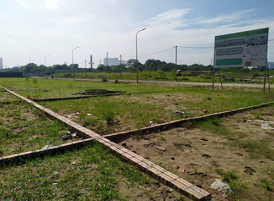 Bùng phát tình trạng bán nhà thiếu pháp lý, hám lợi là “sập bẫy” - 1 Bùng phát tình trạng bán nhà thiếu pháp lý, hám lợi là “sập bẫy” - 1