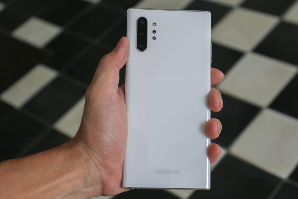 Đập hộp Galaxy Note10+ chính hãng sắp lên kệ thị trường Việt - 4 Đập hộp Galaxy Note10+ chính hãng sắp lên kệ thị trường Việt - 4
