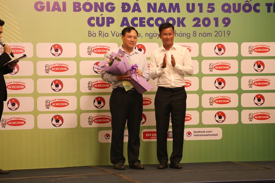 Lễ công bố nhà trợ chính giải bóng đá nam U15 Quốc tế - 1 Lễ công bố nhà trợ chính giải bóng đá nam U15 Quốc tế - 1