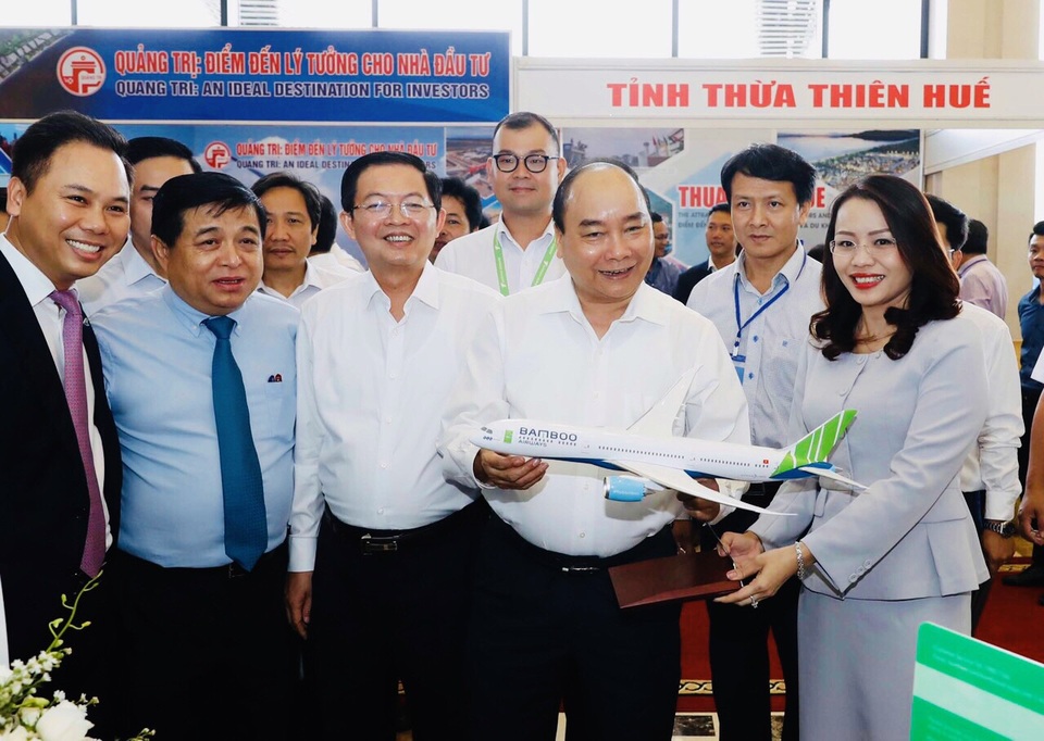 TS. Trần Du Lịch: Miền Trung chậm thủ tục đầu tư một ngày là tiếp tục nghèo thêm một năm - 1 TS. Trần Du Lịch: Miền Trung chậm thủ tục đầu tư một ngày là tiếp tục nghèo thêm một năm - 1