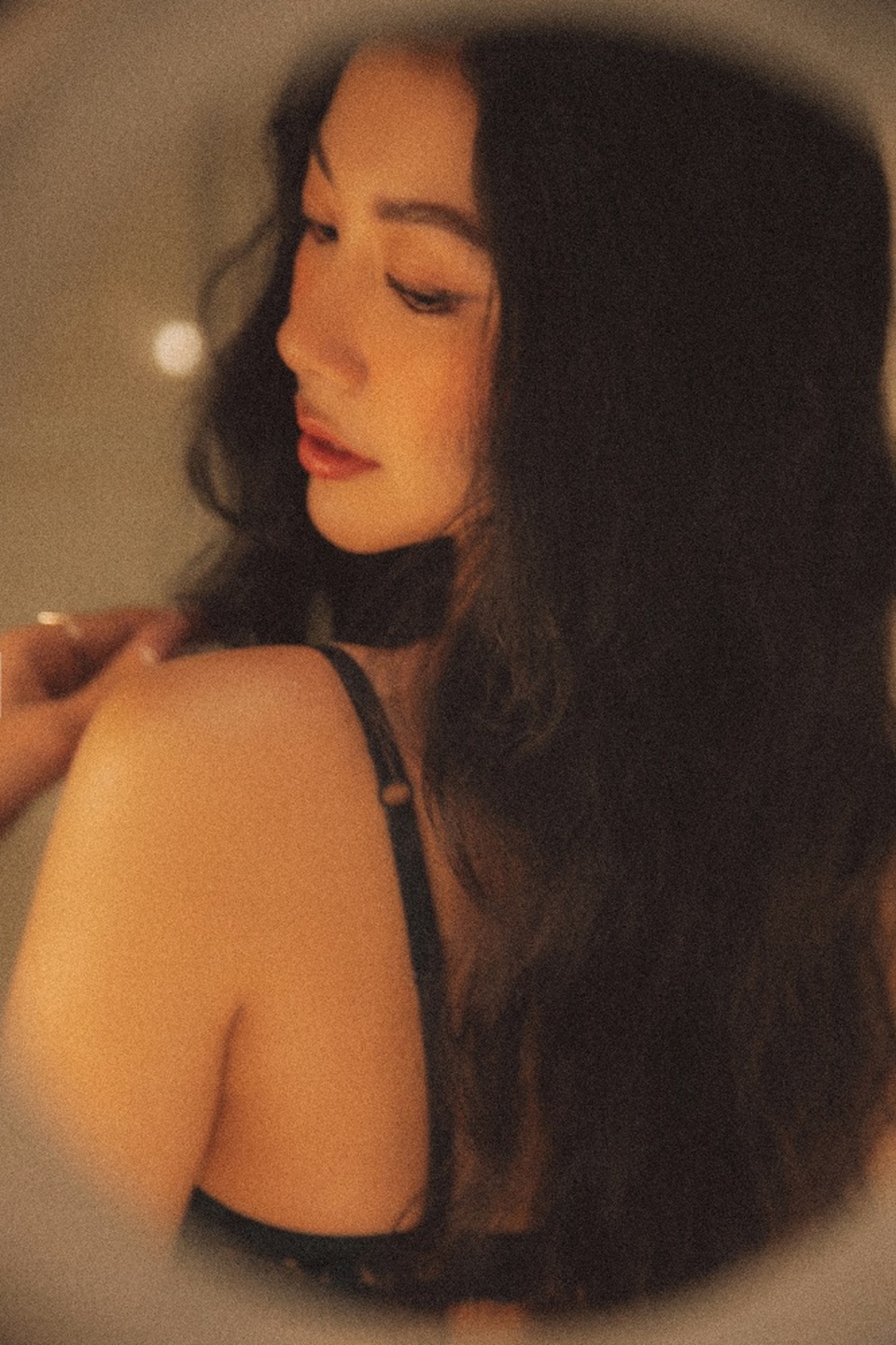 Sau 4 năm đăng quang, Á hậu Quốc tế Thuý Vân nóng bỏng đến ngỡ ngàng - 14 Sau 4 năm đăng quang, Á hậu Quốc tế Thuý Vân nóng bỏng đến ngỡ ngàng - 14